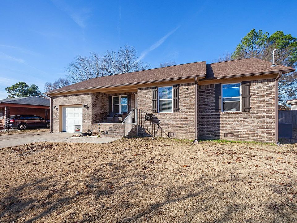 1st image of 607 Martin Luther King Dr