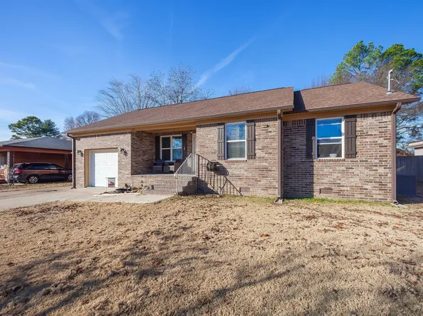 607 Martin Luther King Dr, Dyersburg, TN 38024