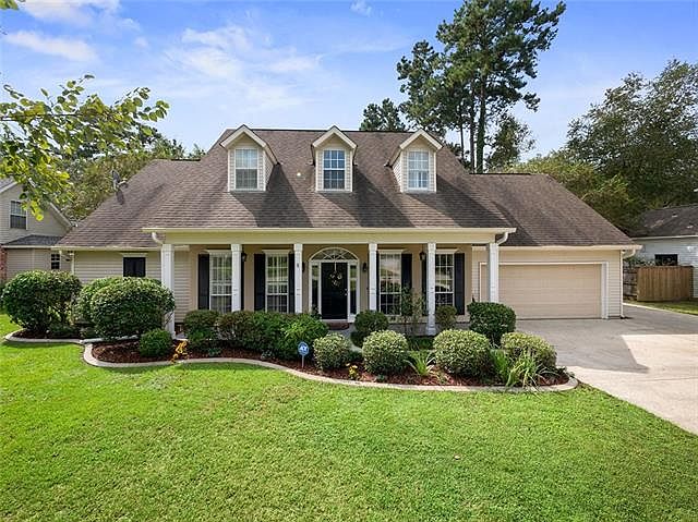 1st image of 234 Chestnut Oak Dr