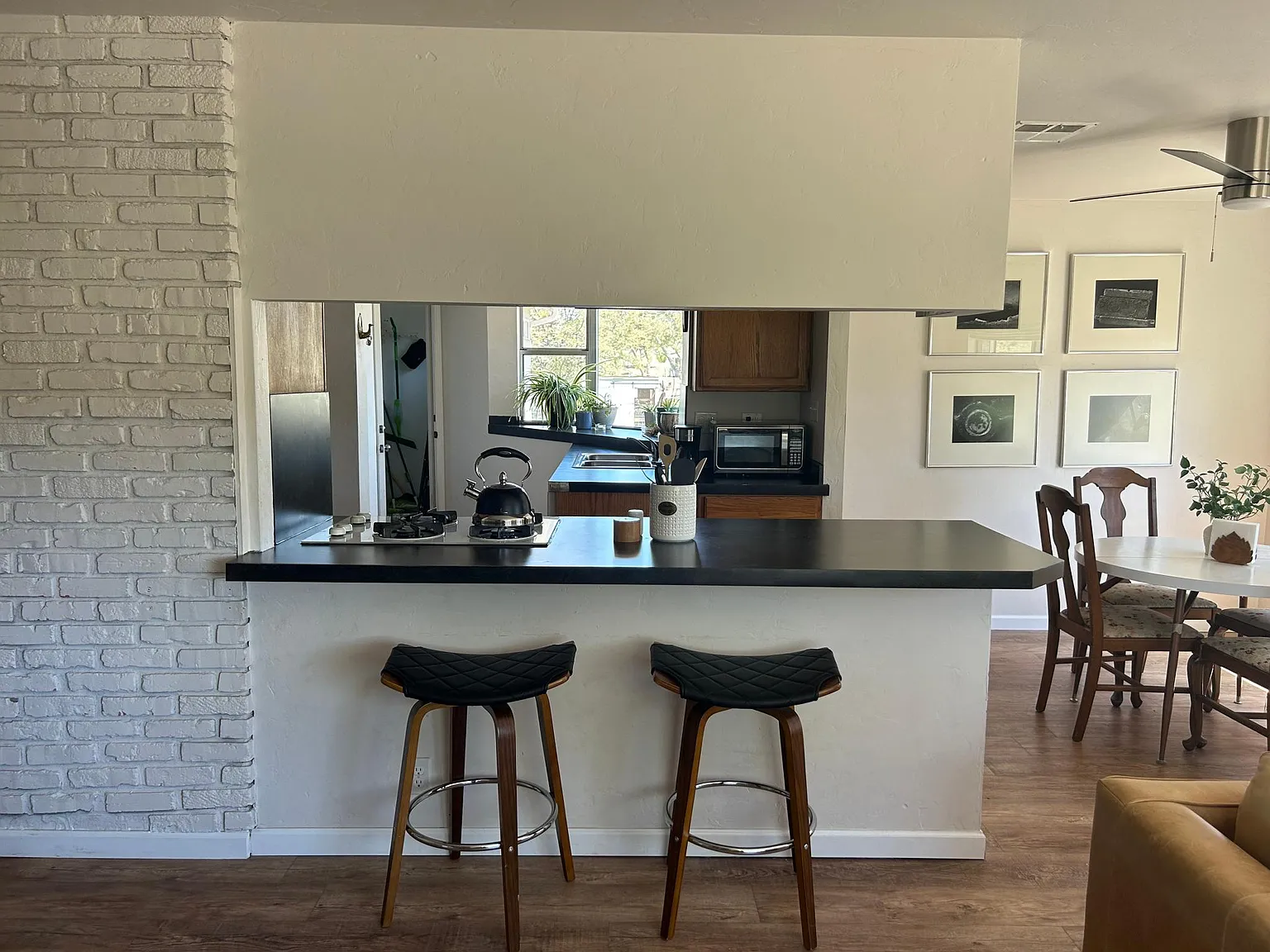 2 bed, 1050 sqft, $1,875 — Photo 4