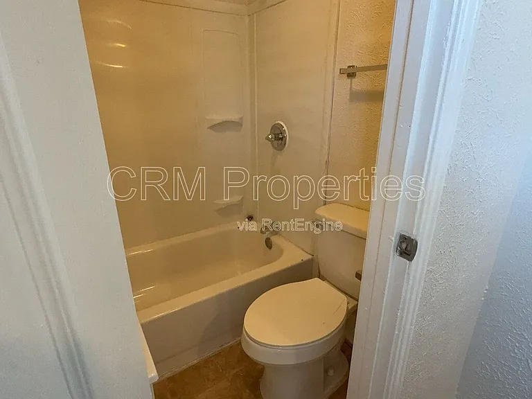 4537 Fletcher Ave — Photo 13