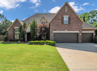 6504 S Sycamore Ave, Broken Arrow, OK 74011