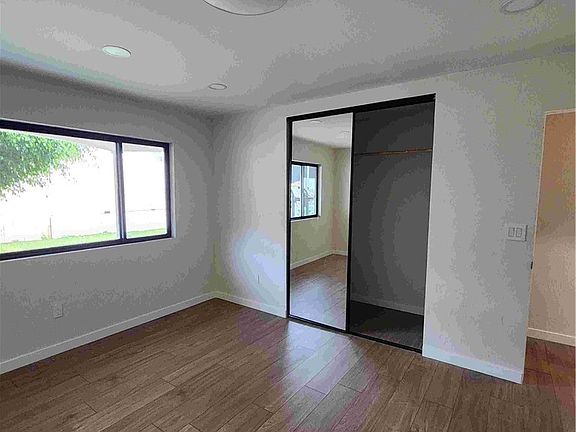 3rd image of 7129 Saranac St #7129