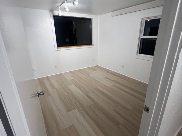 (undisclosed Address)