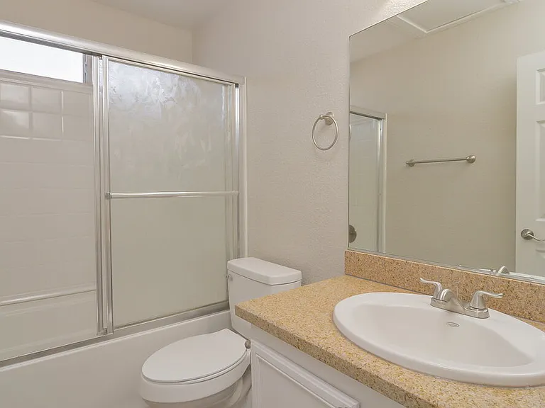 1100 Sport Of Kings Ave — Photo 14