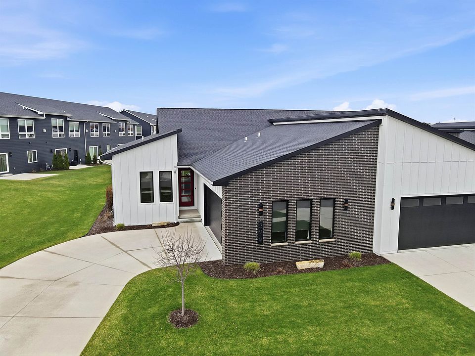 1st image of 396 Aldon Cir