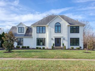 6702 Fallen Leaf Cir, Louisville, KY 40241