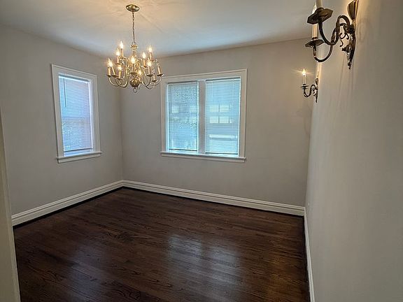 5th image of 215-19 W Quincy St #2-219