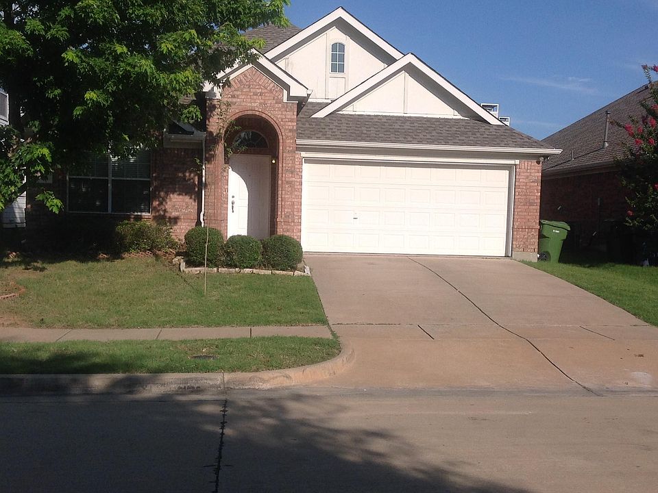 1st image of 706 Dogwood Dr