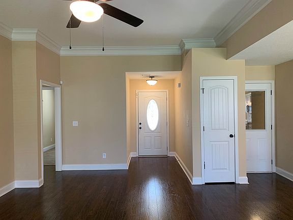 3rd image of 307 Collins Park Dr