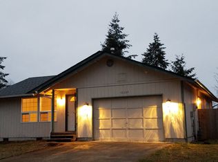 10224 3rd St SE #HOUSE, Yelm, WA 98597