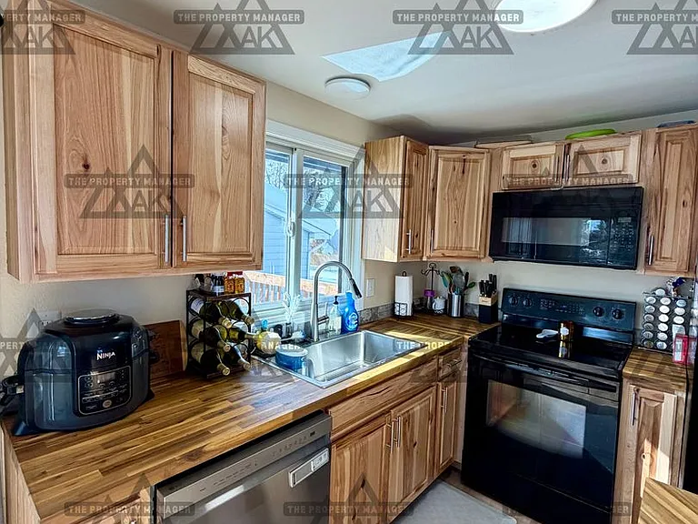 1600 Market St — Photo 6