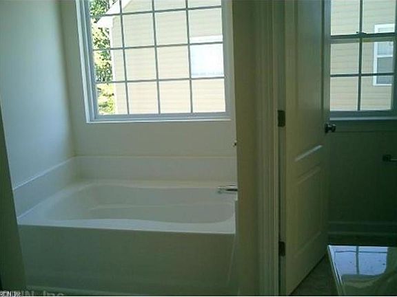 5th image of 5428 Ann Arbor Ln