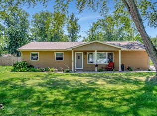 2302 Thomas Rd, Valparaiso, IN 46383