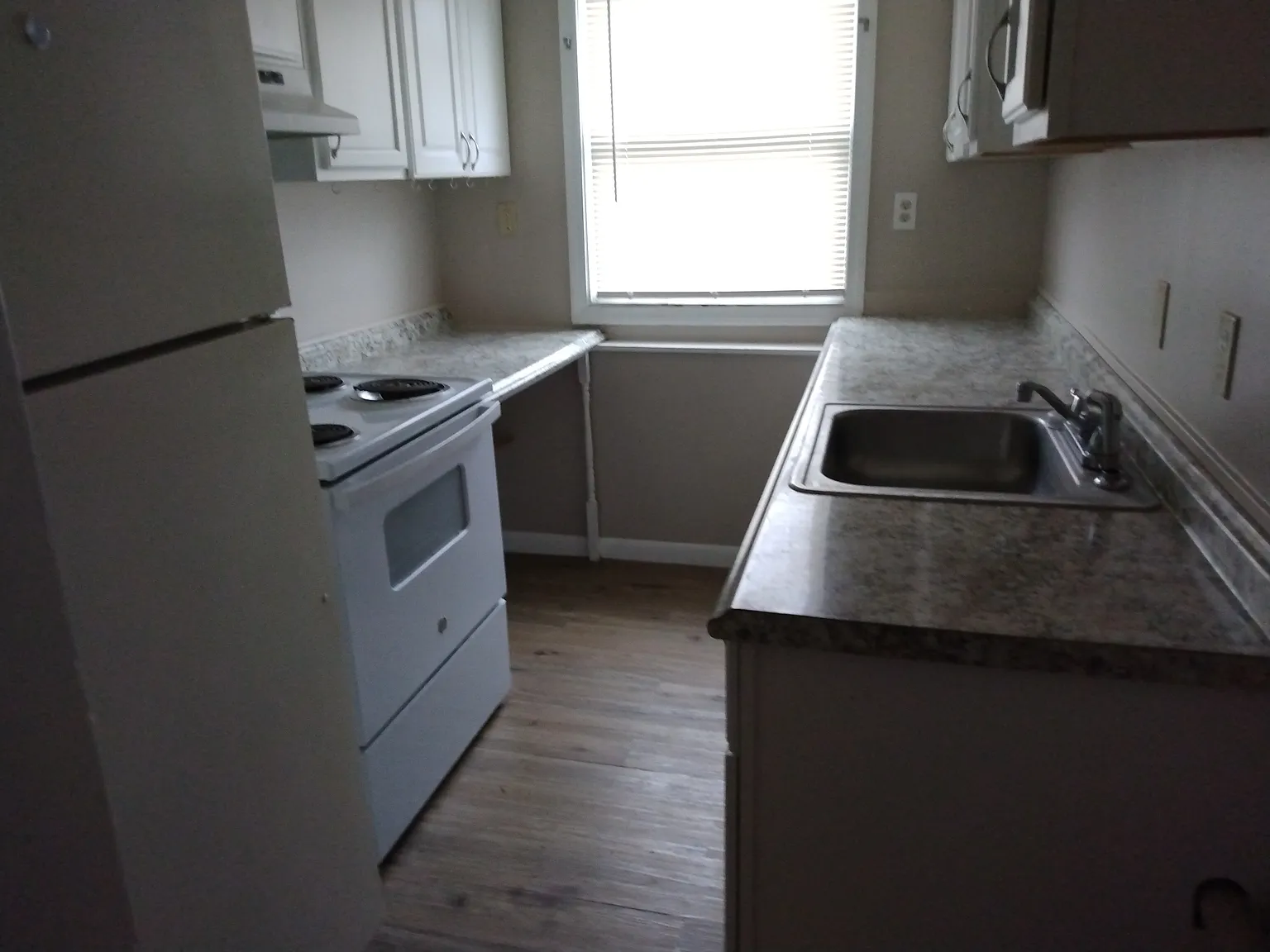 1 bed, $1,300 — Photo 1