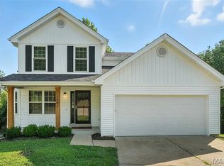 1502 Glenn Brooke Woods Cir, Ballwin, MO 63021
