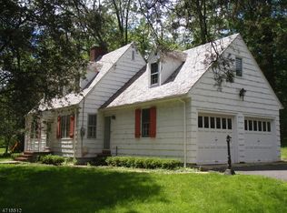 1721 Cedarcrest Rd, Bound Brook, NJ 08805