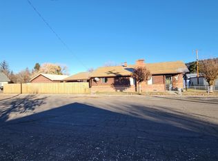 216 W 2nd St, Dorris, CA 96023