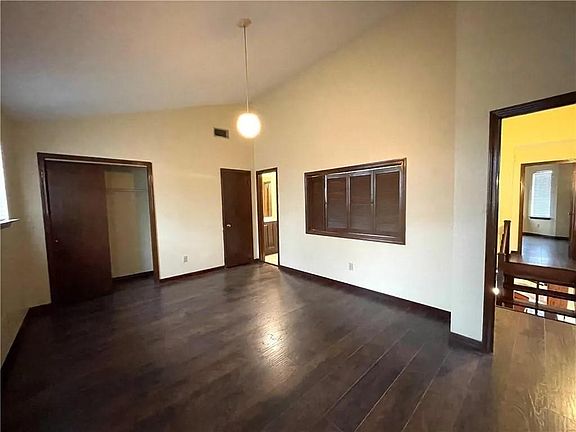 5th image of 3045 English Colony Dr