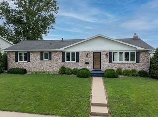 3809 2nd Ave SW, Cedar Rapids, IA 52404