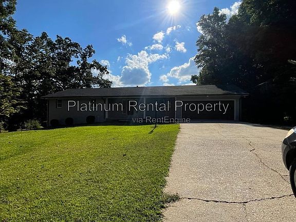 3rd image of 3606 Suwanee Creek Ct