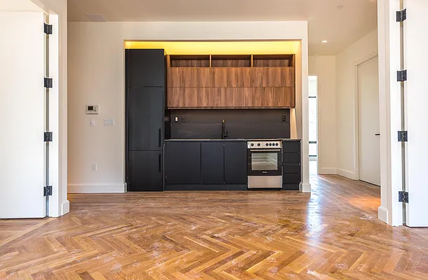 Rented by Nooklyn NYC LLC | media 78