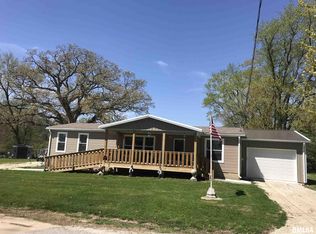 622 S Chestnut St, Lewistown, IL 61542