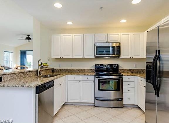 4th image of 4120 Bayhead Dr APT 301