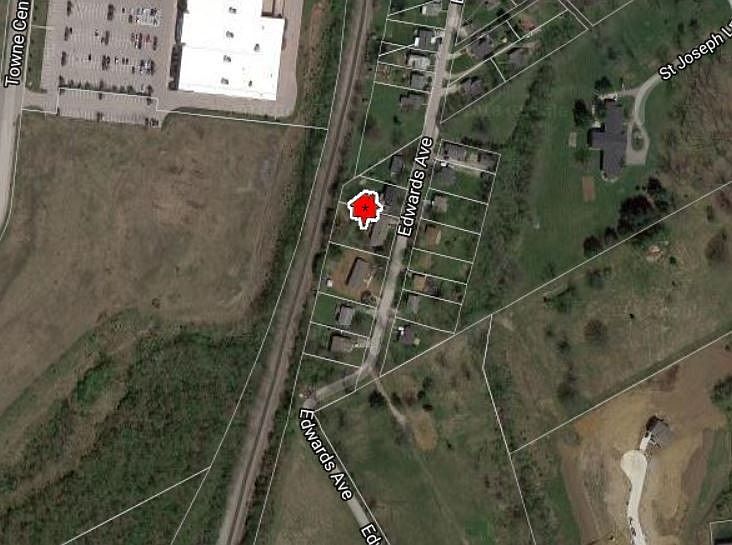 1st image of 295 Edwards Ave