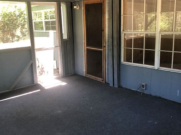 5th image of 167 Rock Ln