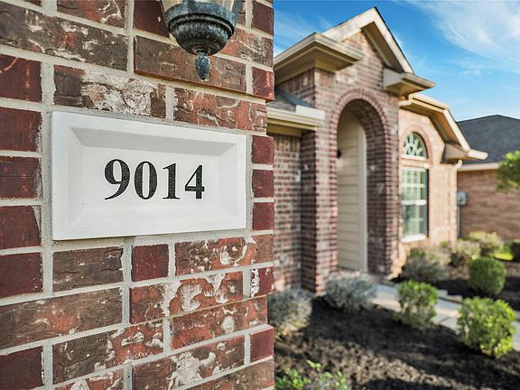 3rd image of 9014 Kinnel Ln