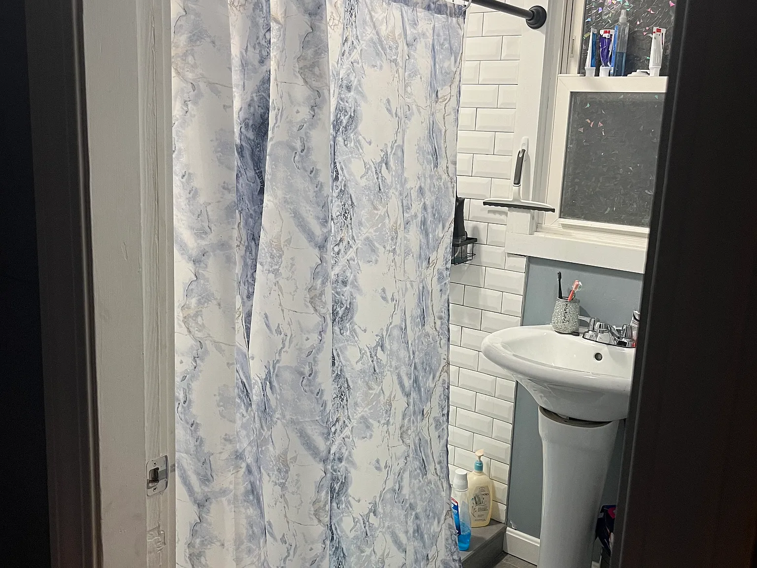 2 bed, 1000 sqft, $1,700 — Photo 4