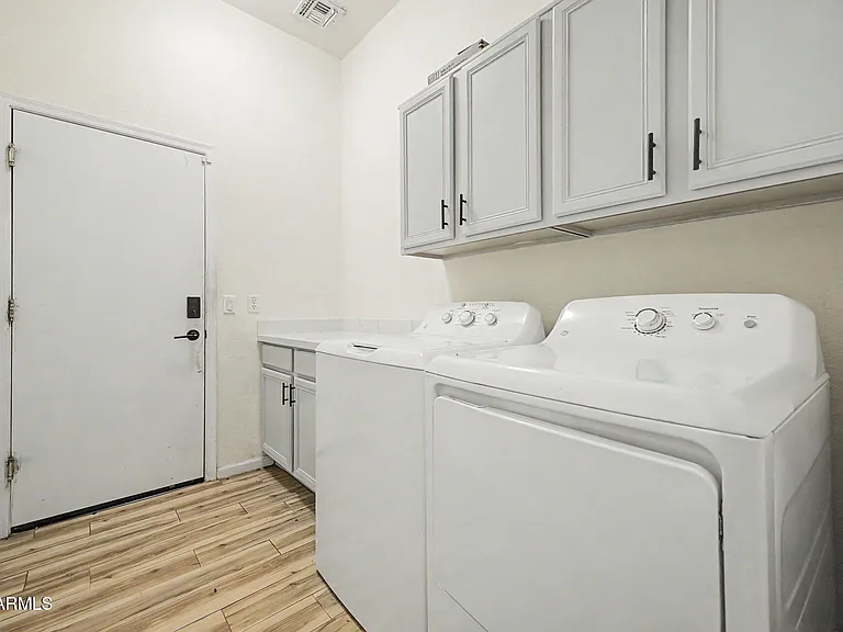 8663 W Yukon Dr — Photo 21