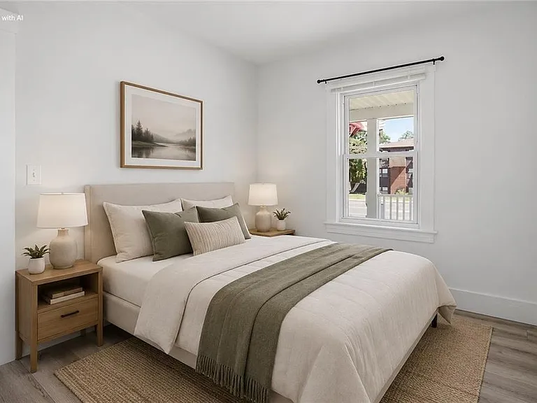 1009 Willett Ave E — Photo 15