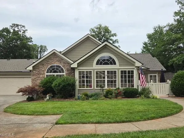 2409 Waterwheel Dr, Winston Salem, NC 27103