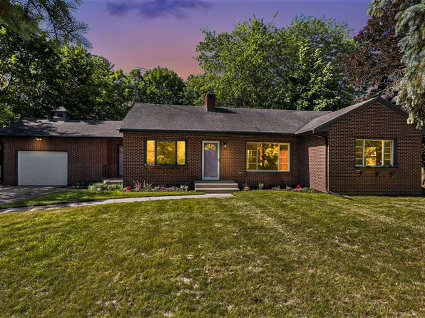 200 W Division St, Sparta, MI 49345