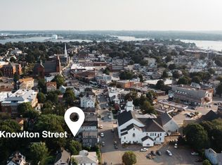 17 Knowlton St #2, Beverly, MA 01915