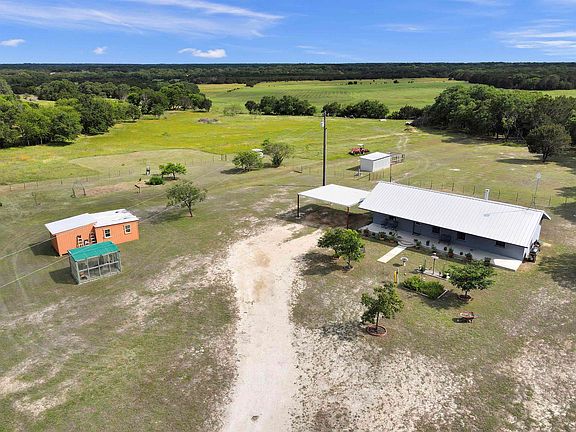 2nd image of 1501 County Road 103