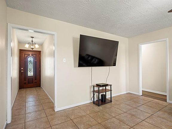 4th image of 4315 Mallard Drive