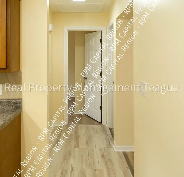 96 Elliot Rd #D — Photo 5