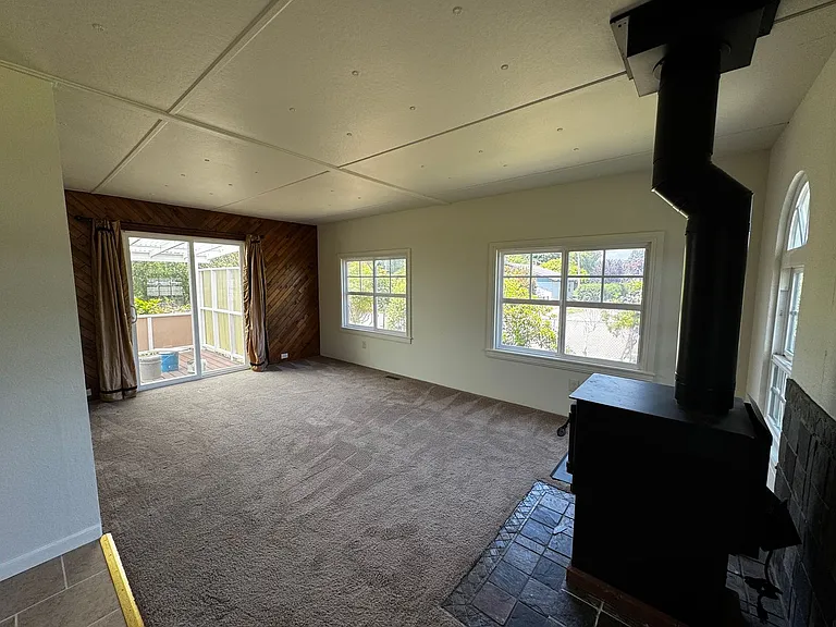 2026 Ridgewood Dr — Photo 6