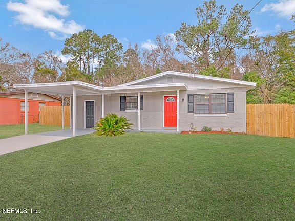3rd image of 2811 Loran Dr E