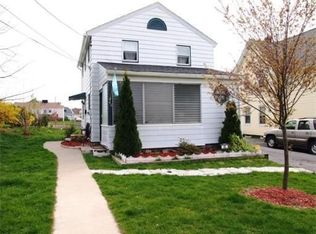 46 Fales St, Worcester, MA 01606