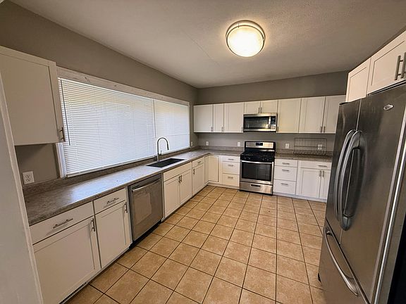 5th image of 758 Prince St SE