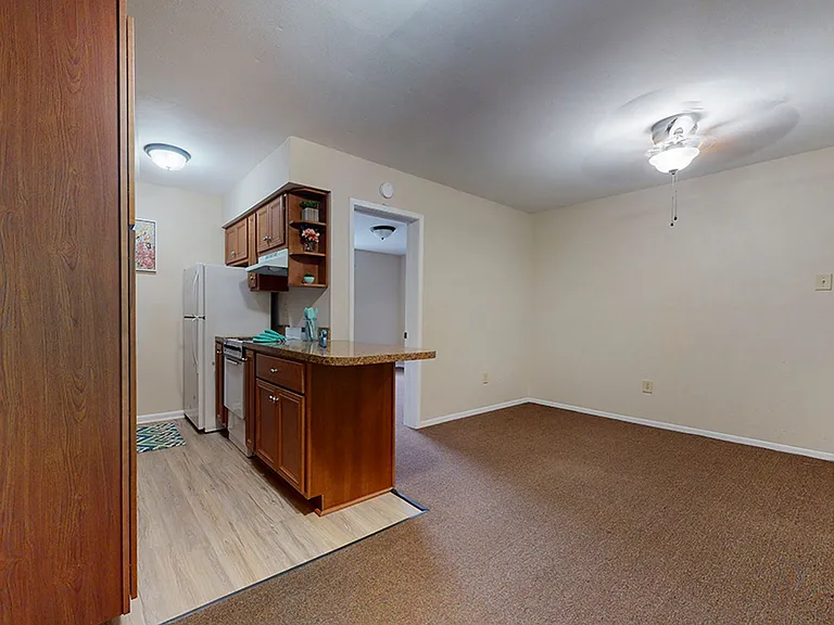 1508 Seminole Ave — Photo 5