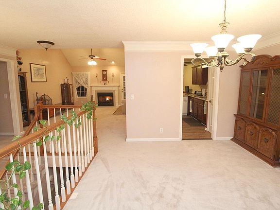 4th image of 1503 Barrywood Cir W