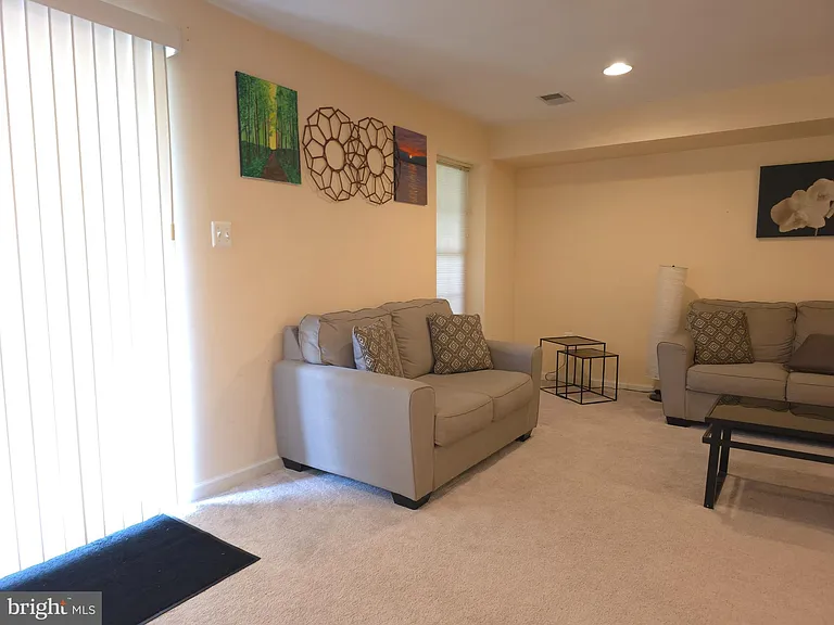 15546 Miller School Pl — Photo 7