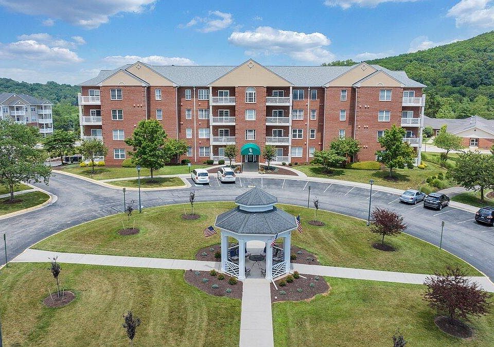 1st image of 4444 Pheasant Ridge Rd APT 207