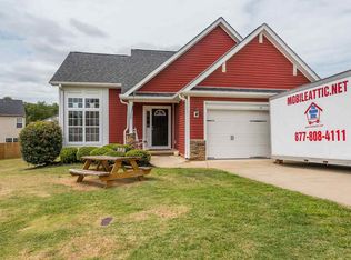 124 Hickory Knob Ln, Wellford, SC 29385