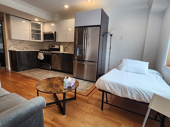 2nd image of 77 Cottage St #E